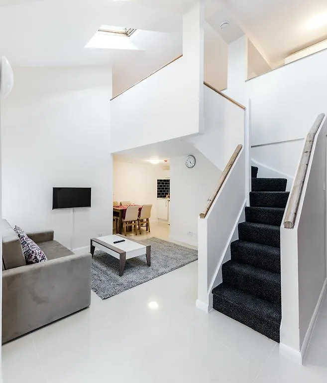 Aparthotel Commercial House London