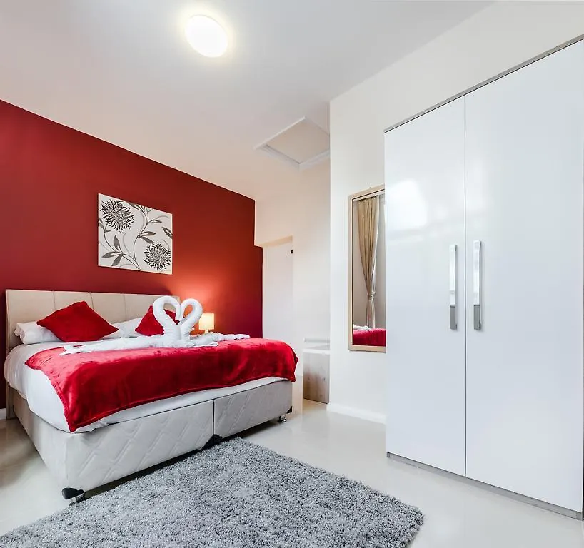 Commercial House London Aparthotel