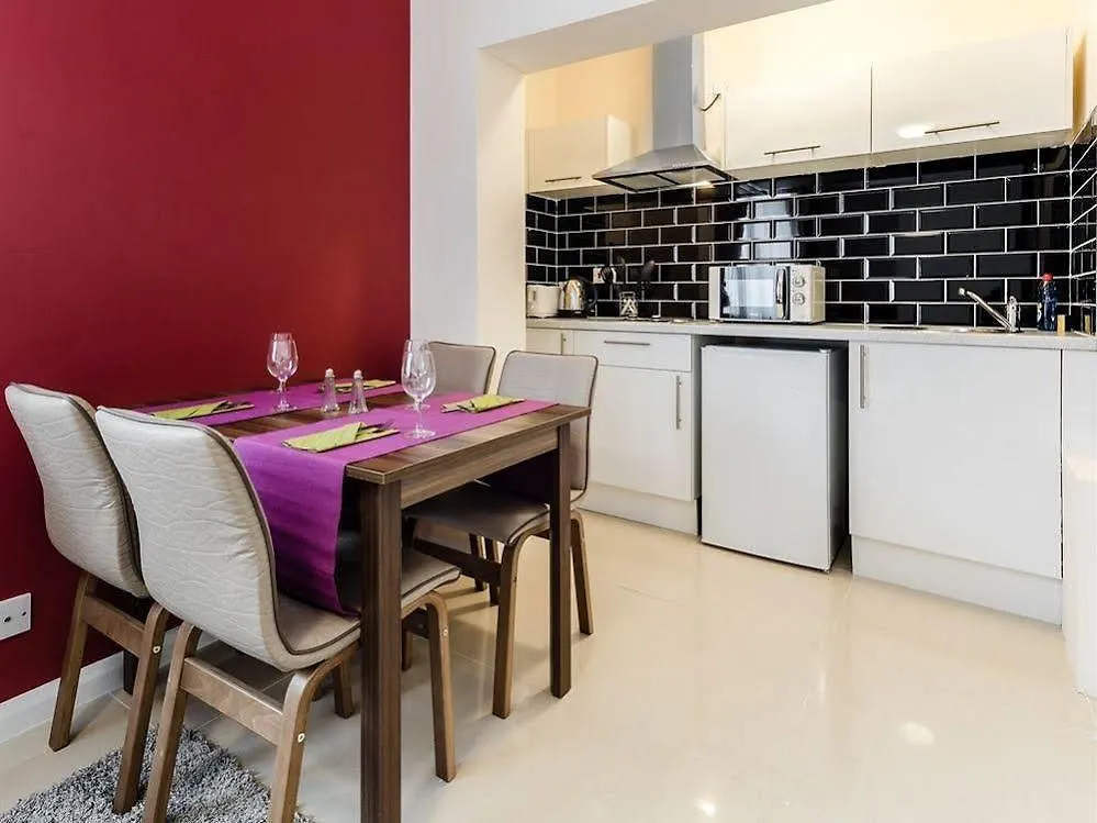 Commercial House London 4*,  United Kingdom