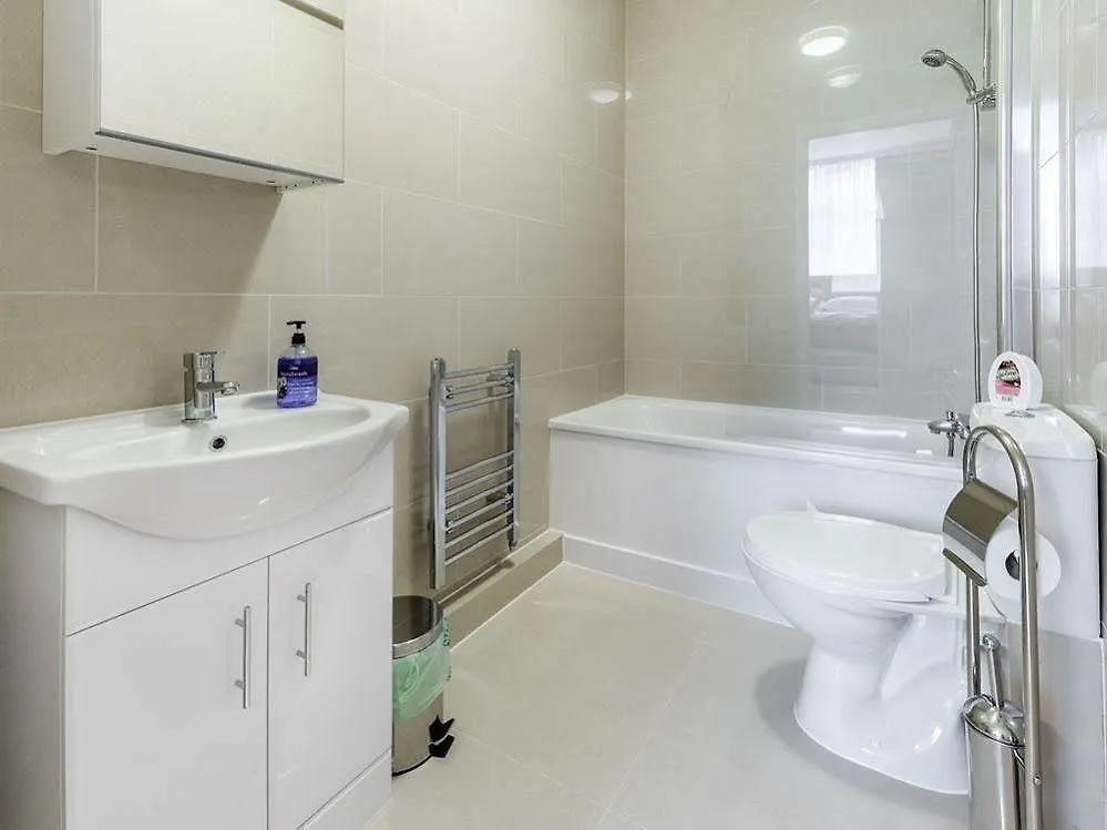 Commercial House London 4*,  United Kingdom