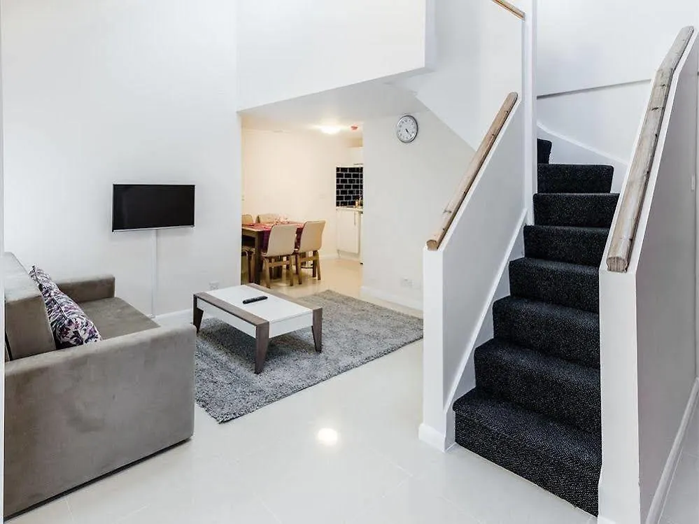 Commercial House London 4*,  United Kingdom
